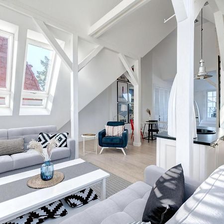 Dr Apartments - Loft 2 Sopot Bagian luar foto